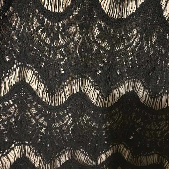 Sweet Rain Dress EUC only worn one time! - Picture 3 of 4